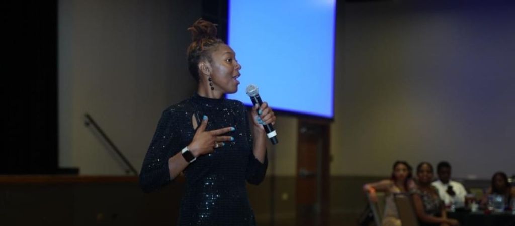 About Veronica Speaks